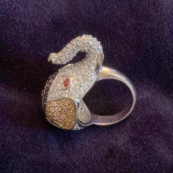 nOir Collection unique elephant ring w/multi color cubic zirconia stones. Size 8 - Picture 2 of 6